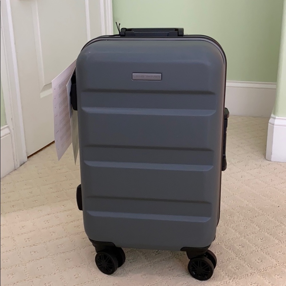Brand New Limited Edition Land Rover Suitcase